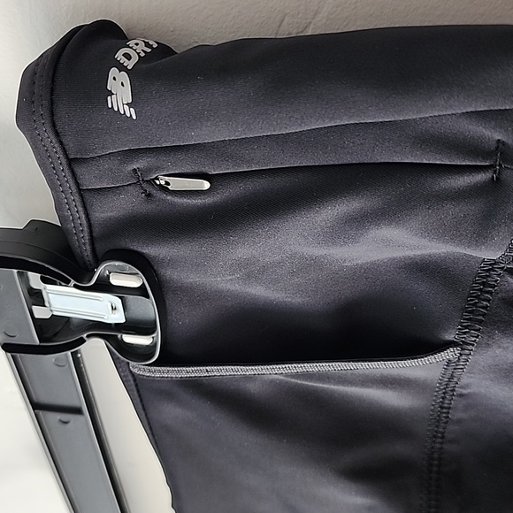 New Balance Women's impact 3 inch running shorts size 2XL - Picture 13 of 15